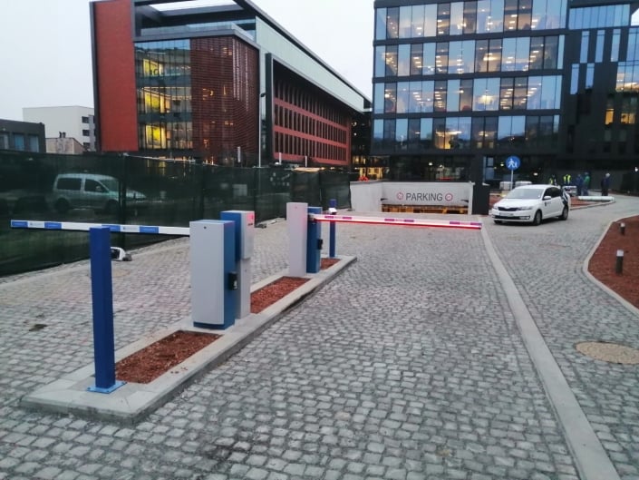 KADRA a furnizat soluția de acces, sisteme de parcare