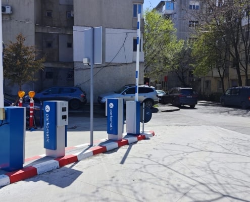 Sistem de parcare automat și stație de încărcare a vehiculelor electrice