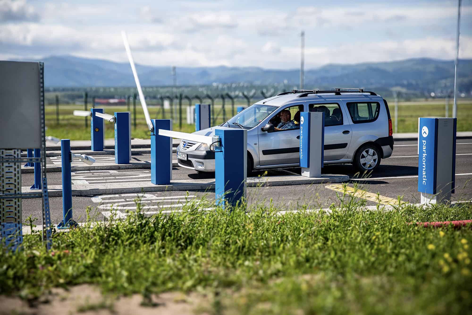 Parcări publice și private, Industrii, KADRA