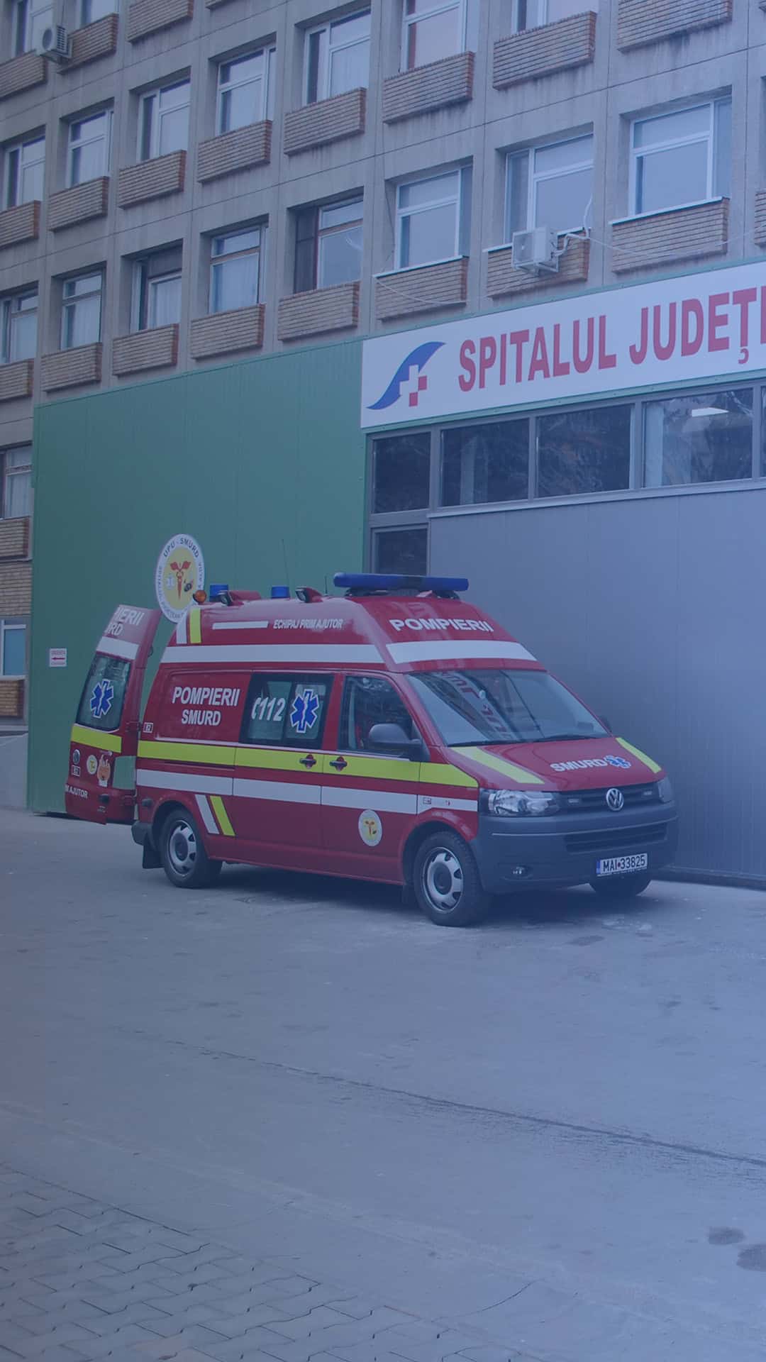 Uși rapide intrare ambulanțe TORMED SAS UPU, KADRA, produse, uși medicale