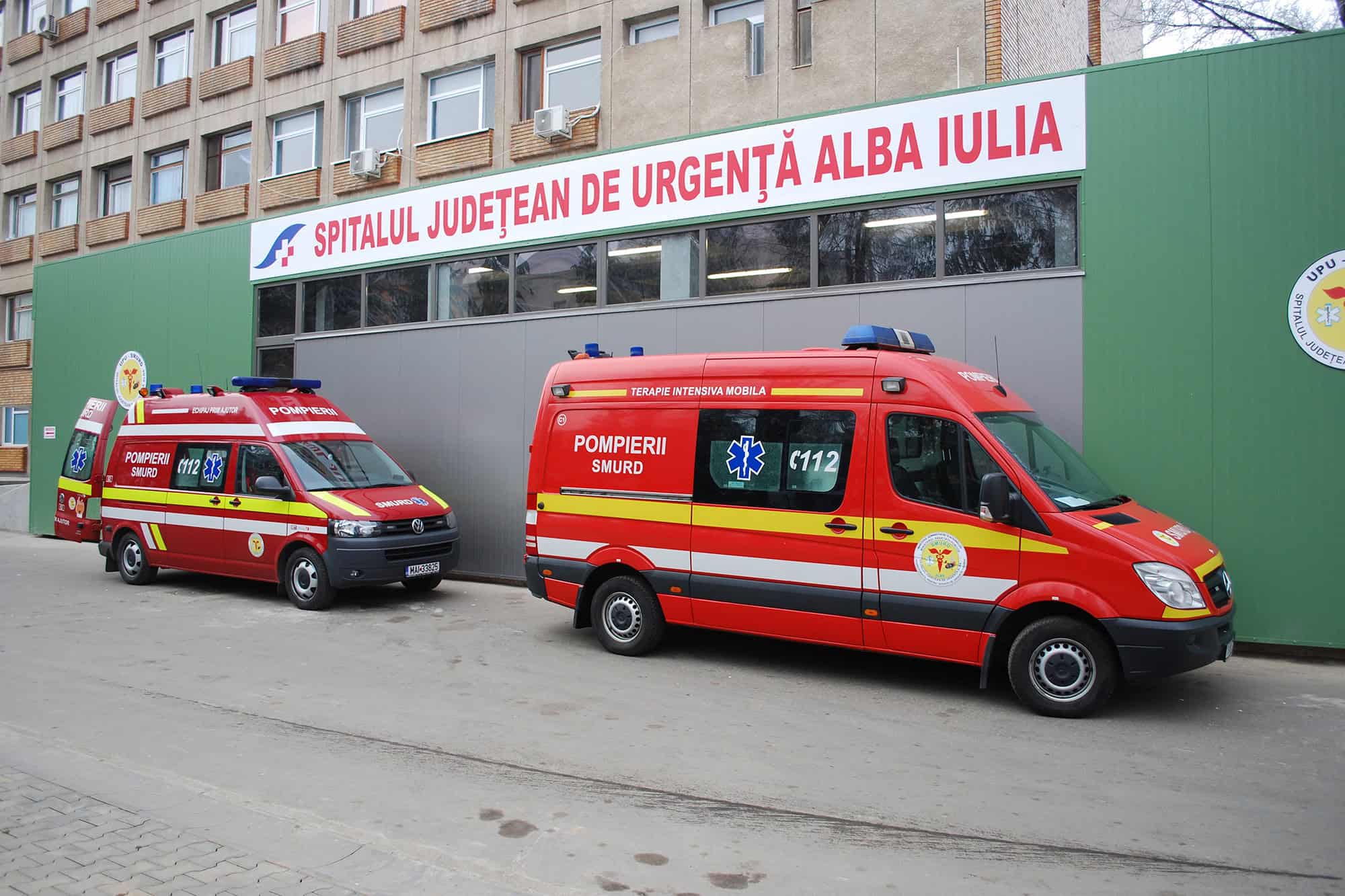 Uși rapide intrare ambulanțe TORMED SAS UPU, produse, KADRA, uși medicale