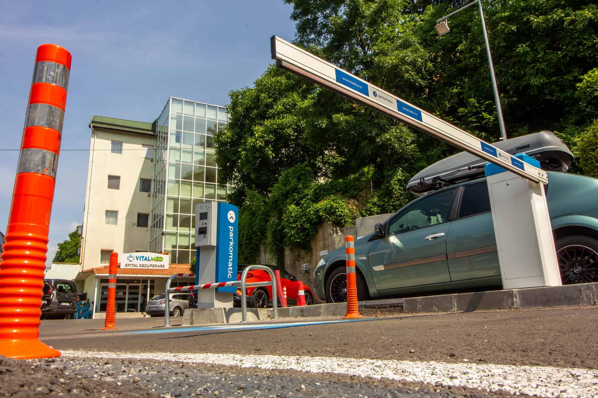 O nouă parcare auto a apărut în centrul Brașovului și va deservi Hotelul Radisson Blu Aurum