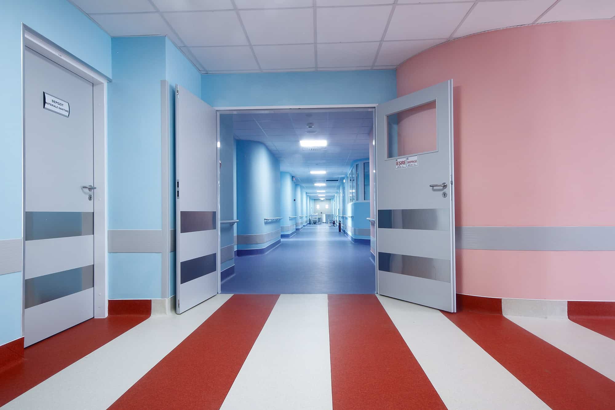 Soluții integrate de acces automat de la KADRA pentru spitalul Dr. Victor Gomoiu