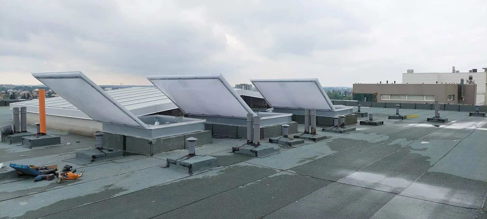 Trape electrice desfumare casa scării(4)