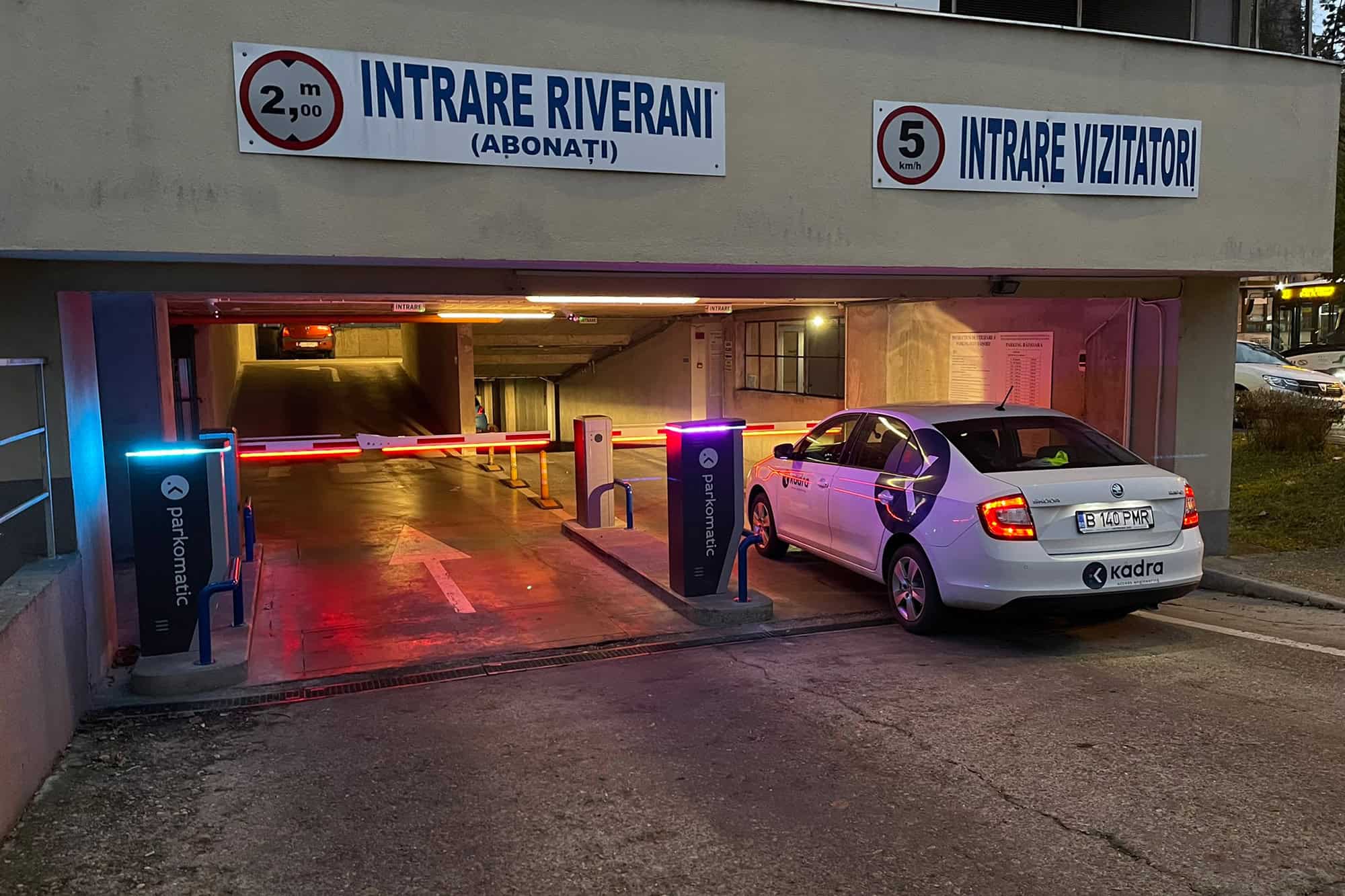 Parcare cu casă automată în Băișoara