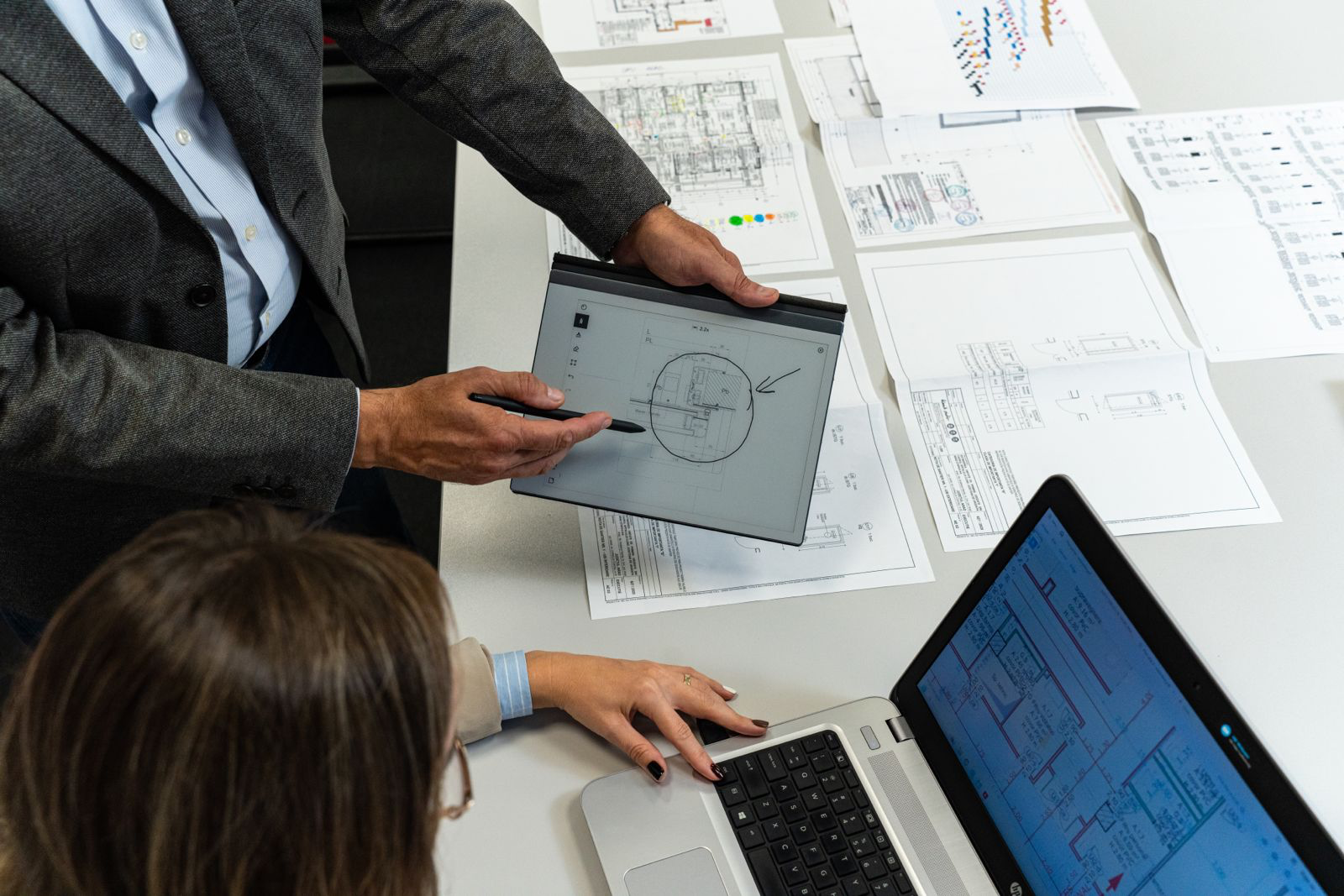 Control costuri, service și mentenanță, KADRA