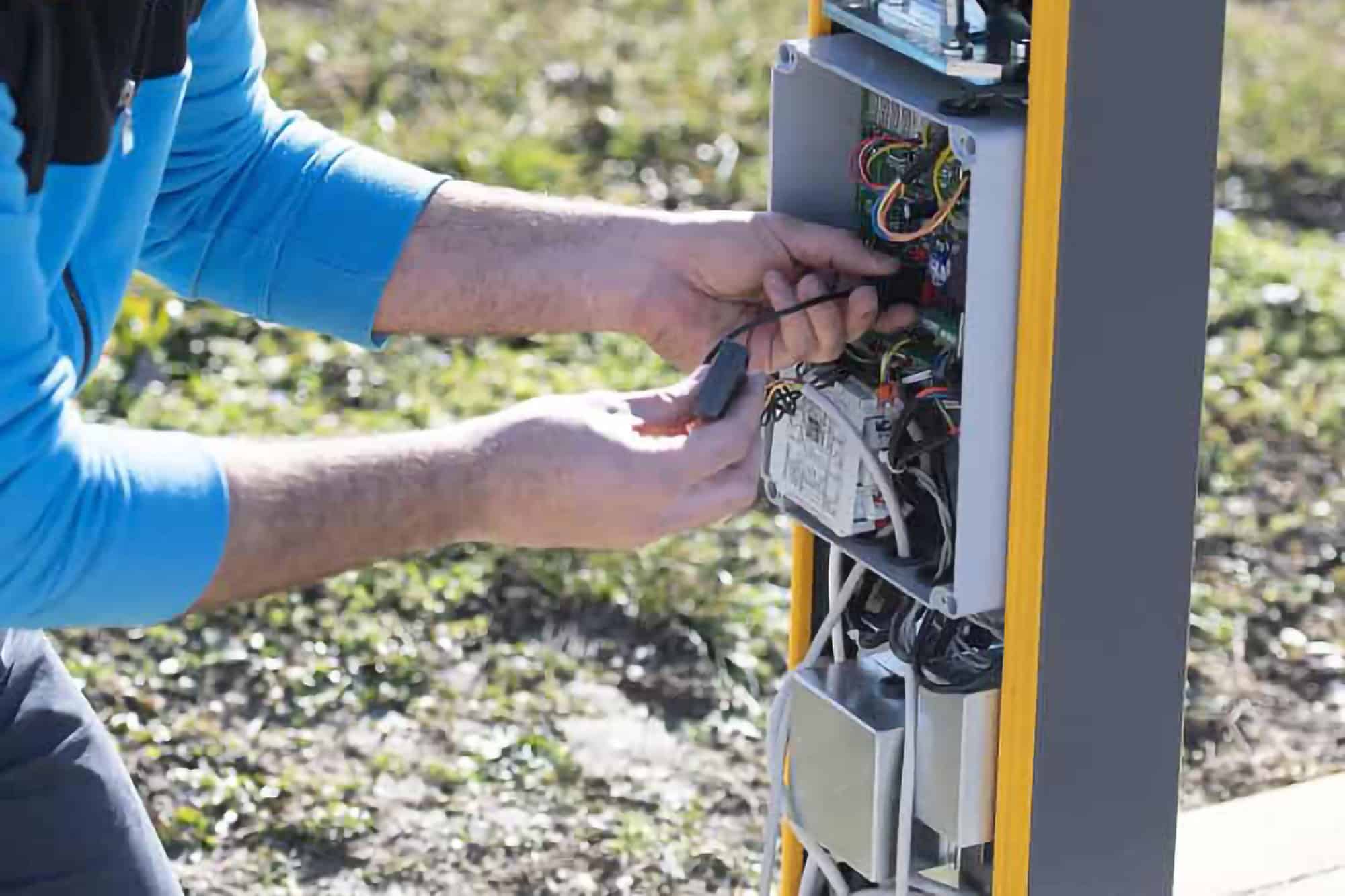 Instalare și întreținere sistem parcare automatizat Kadra.