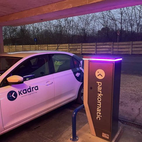 Parcare cu casă automată în Băișoara